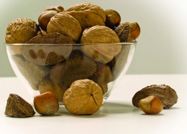 Are You Nuts About Nuts, Berries and Oils?